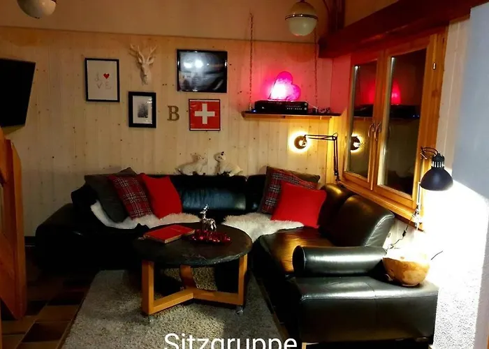 Semesterbostad Banulara Platz Fuer 14 Personen Auf Drei Etagen Bellwald