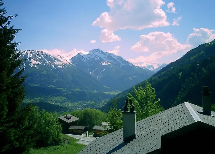 Semesterbostad Banulara Platz Fuer 14 Personen Auf Drei Etagen *